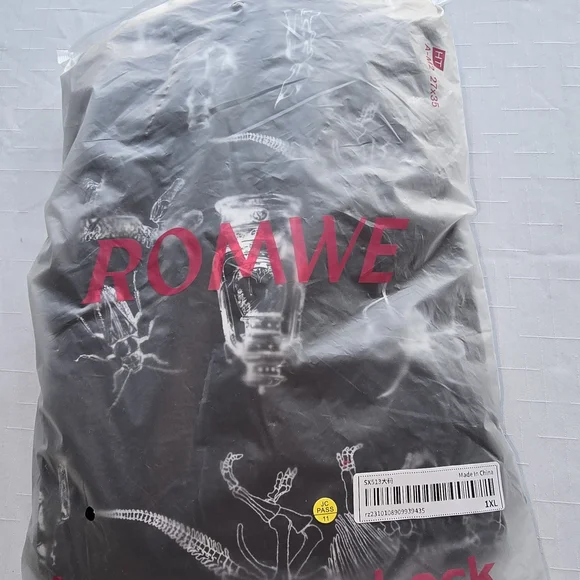 ROMWE Black and White Gothic Print Overalls Jumpsuit Whimsygoth Apothecary - Picture 4 of 11